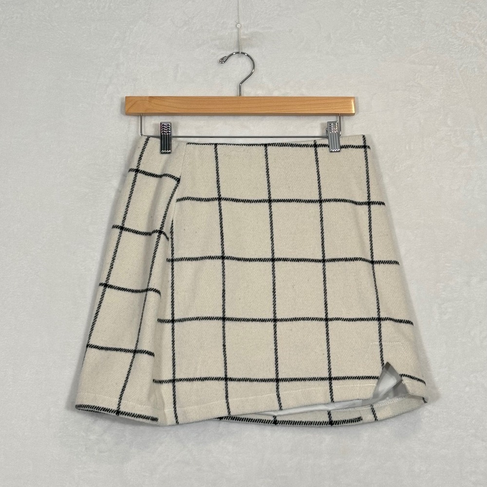 Chicwish Cream Black Windowpane Plaid Mini Skirt Small